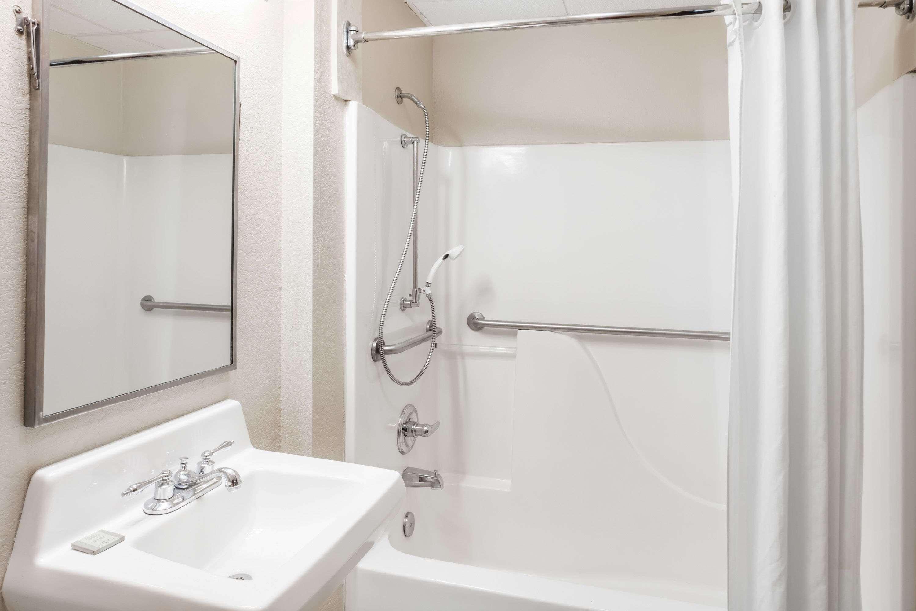 Super 8 By Wyndham Harrisburg Ξενοδοχείο Εξωτερικό φωτογραφία