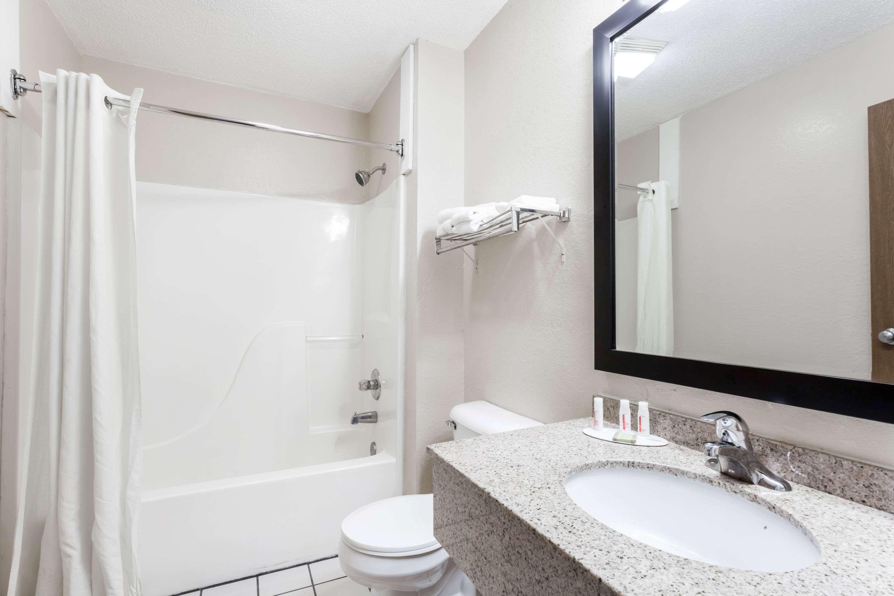 Super 8 By Wyndham Harrisburg Ξενοδοχείο Εξωτερικό φωτογραφία